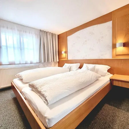 Bergfried * リーツラーン